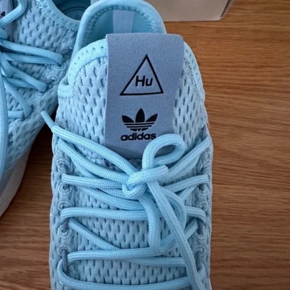 adidas x Pharrell Williams Tennis Hu J --NWOT (7) - Picture 5 of 16